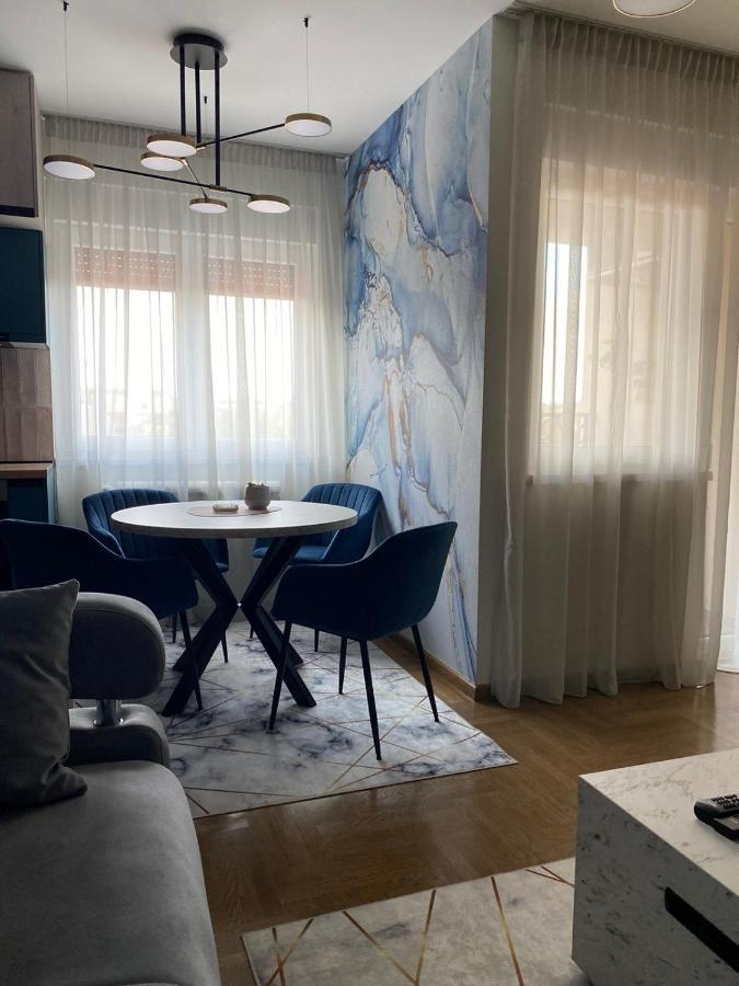 Gold Lux Apartment Čačak Екстериор снимка